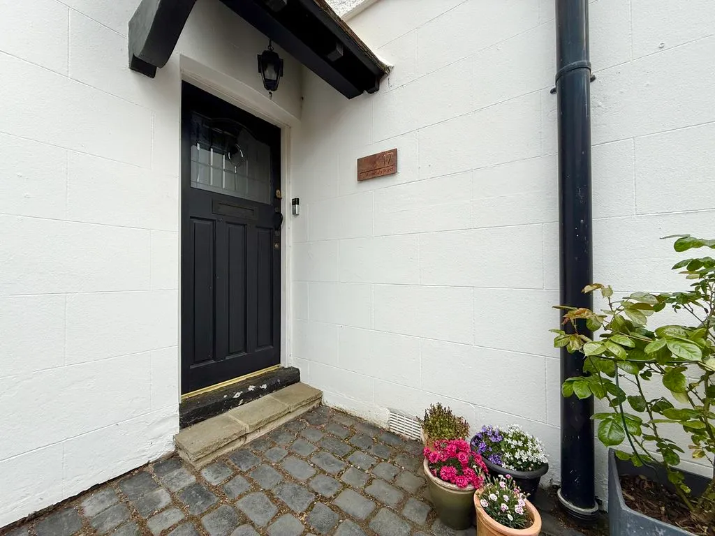 Aylesbury Road, Wing LU7 0PD, photo 2