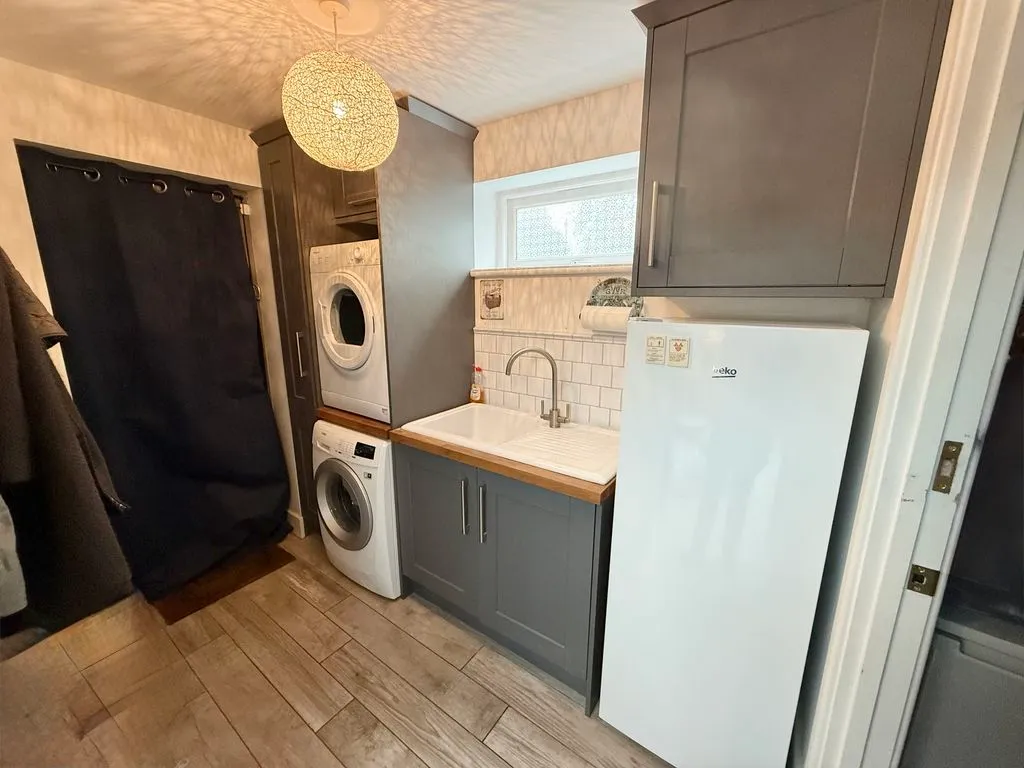 Aylesbury Road, Wing LU7 0PD, photo 9
