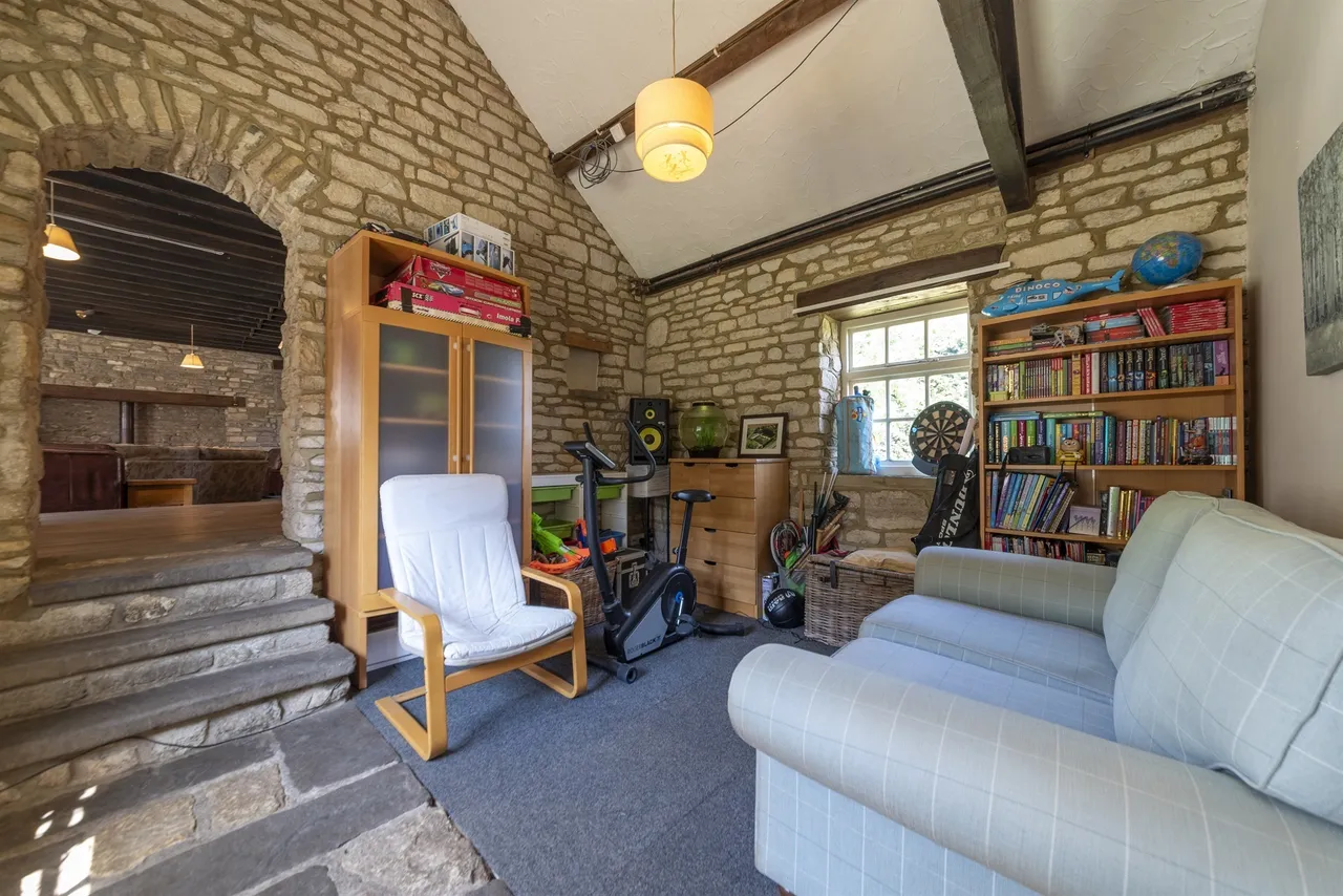 Great North Road, Great Ponton, NG33, photo 9