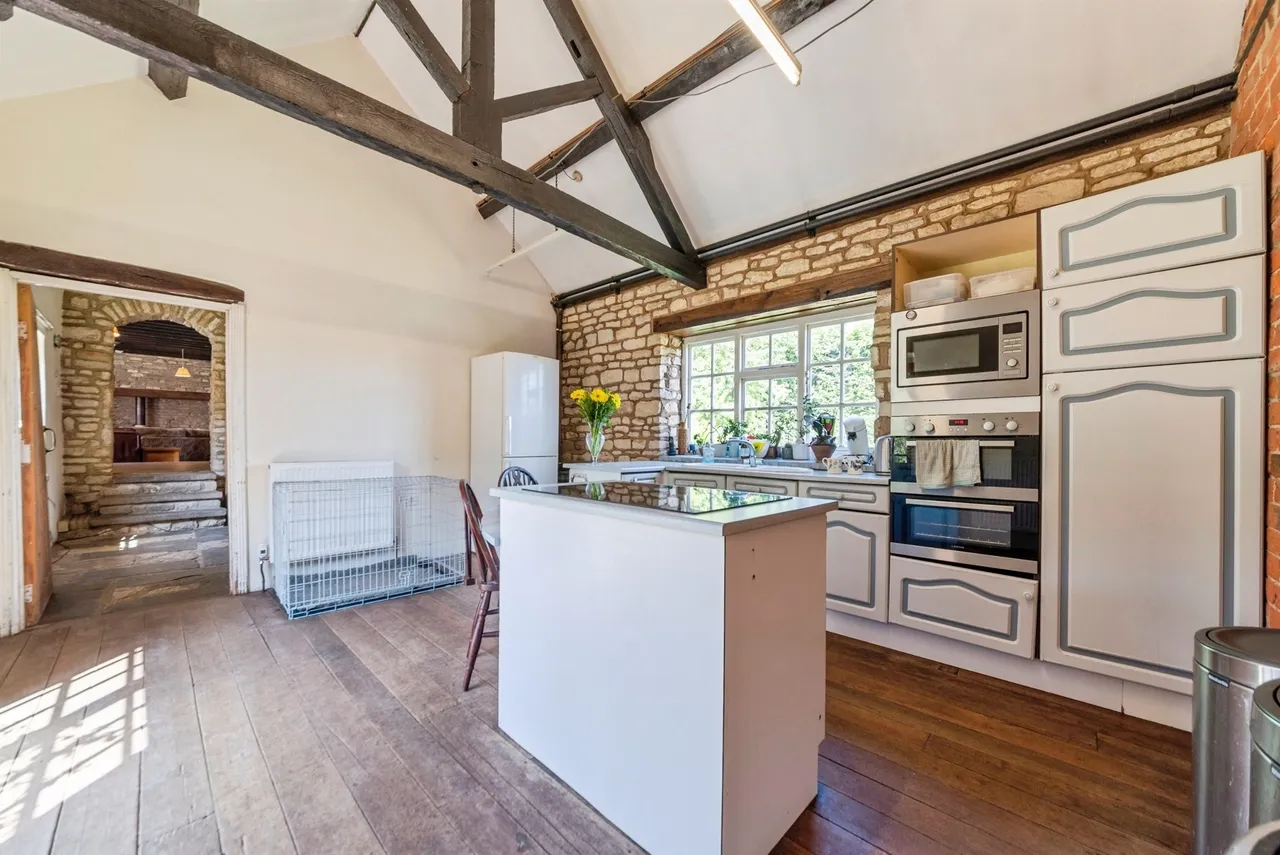 Great North Road, Great Ponton, NG33, photo 11