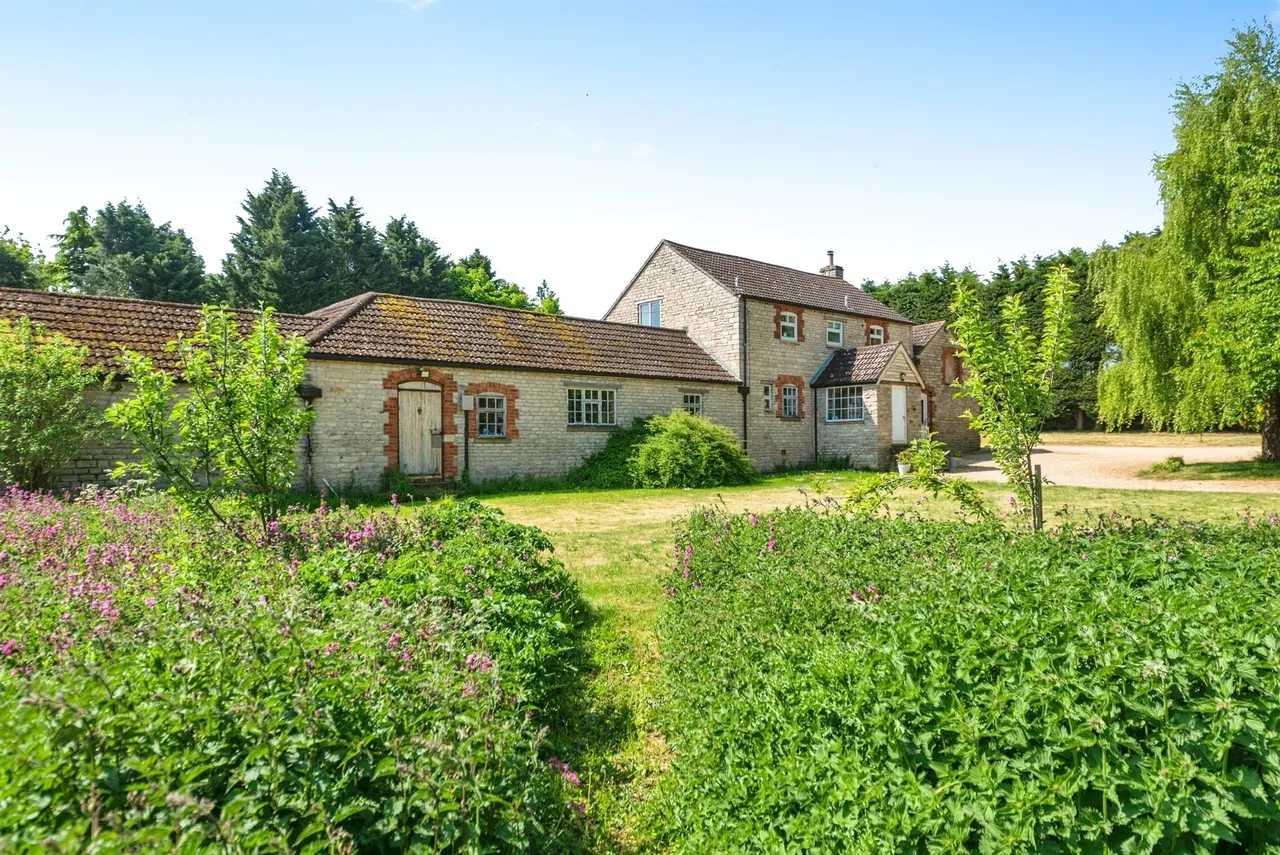 Great North Road, Great Ponton, NG33, photo 2