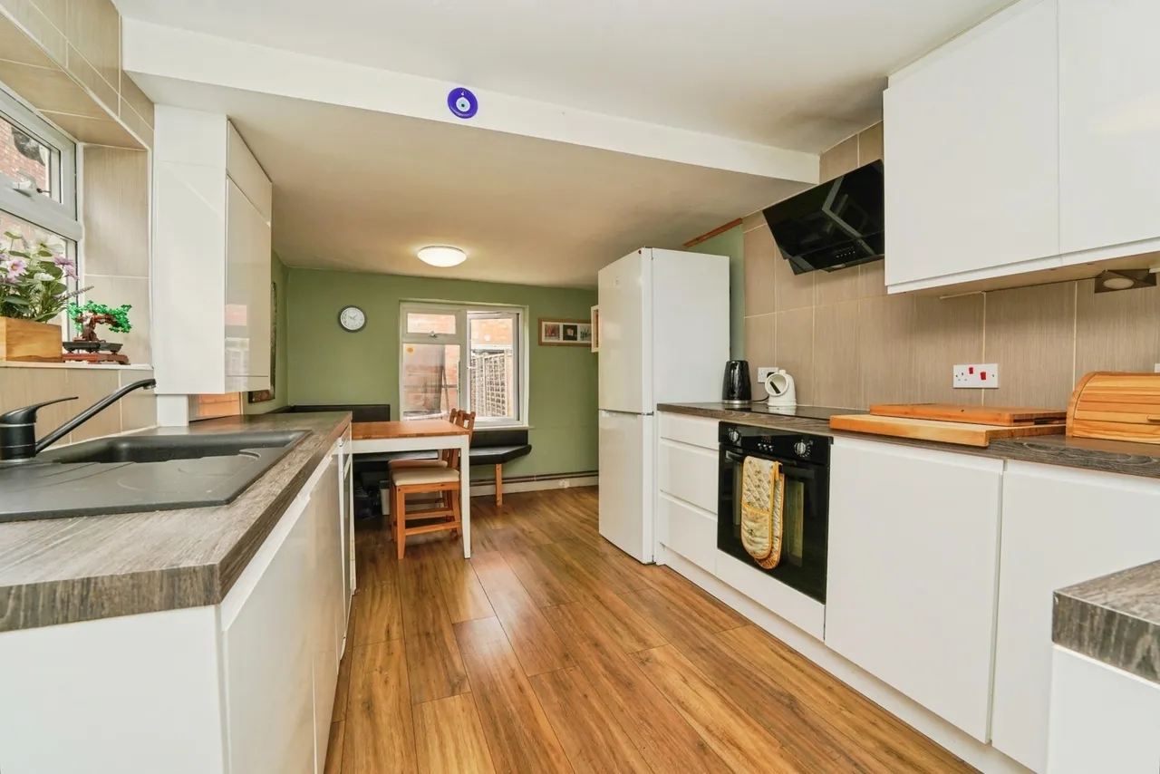 Worcester Road, Evesham, WR11, photo 6