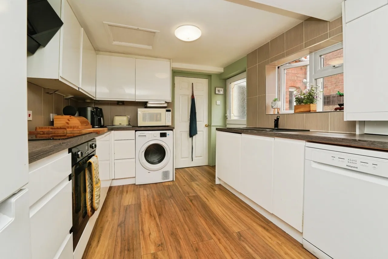 Worcester Road, Evesham, WR11, photo 8