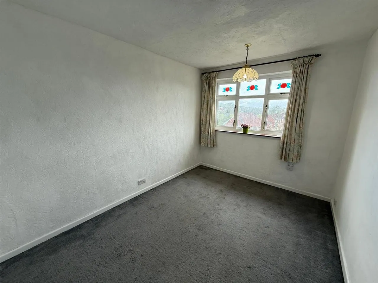 York Crescent, Wollaston, DY8, photo 7
