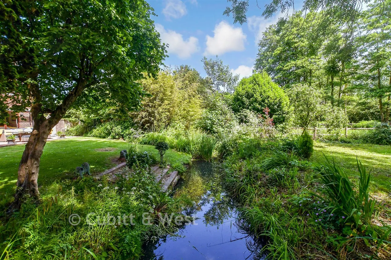 The Street, Bramber, BN44, photo 25