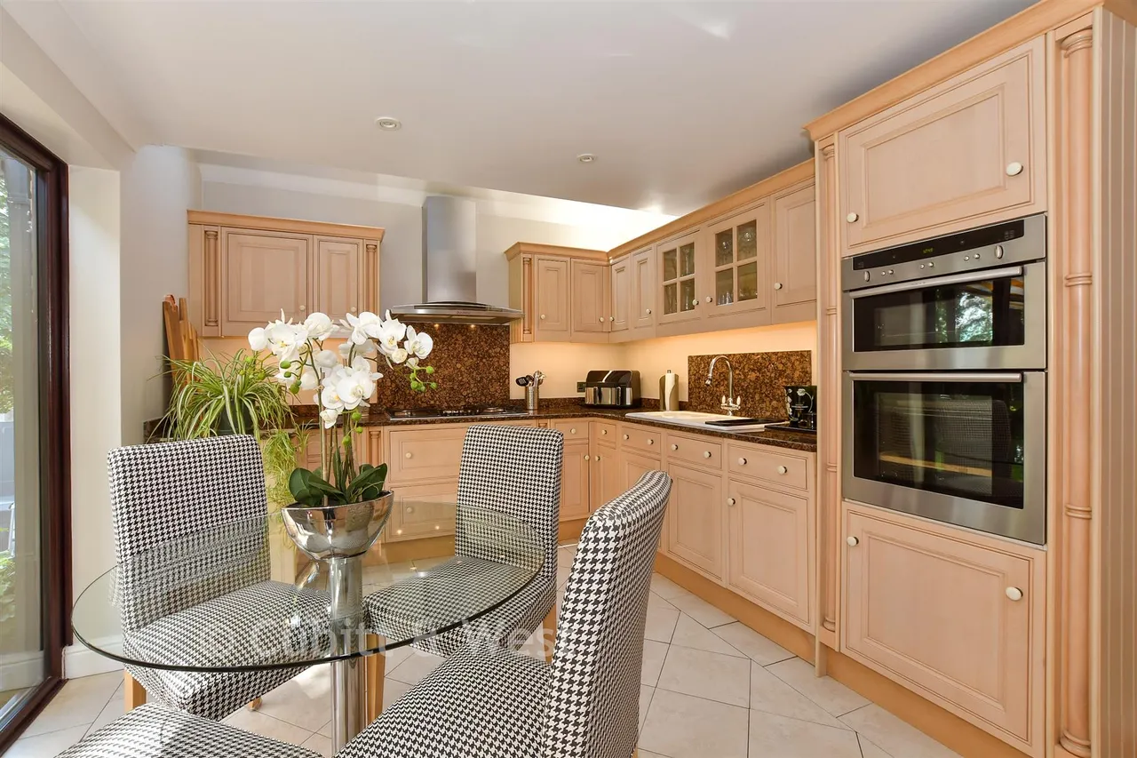 The Street, Bramber, BN44, photo 9