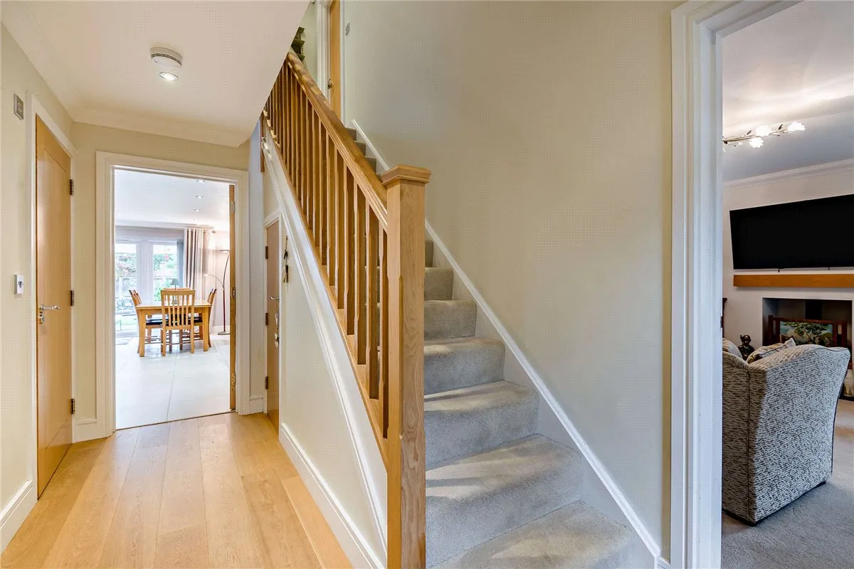 Monks Lane, Newbury, RG14, photo 11