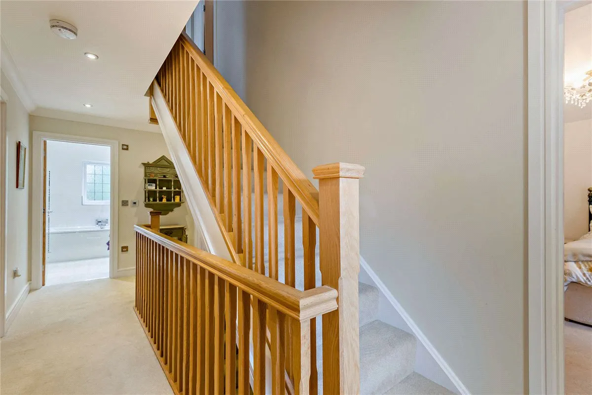 Monks Lane, Newbury, RG14, photo 23