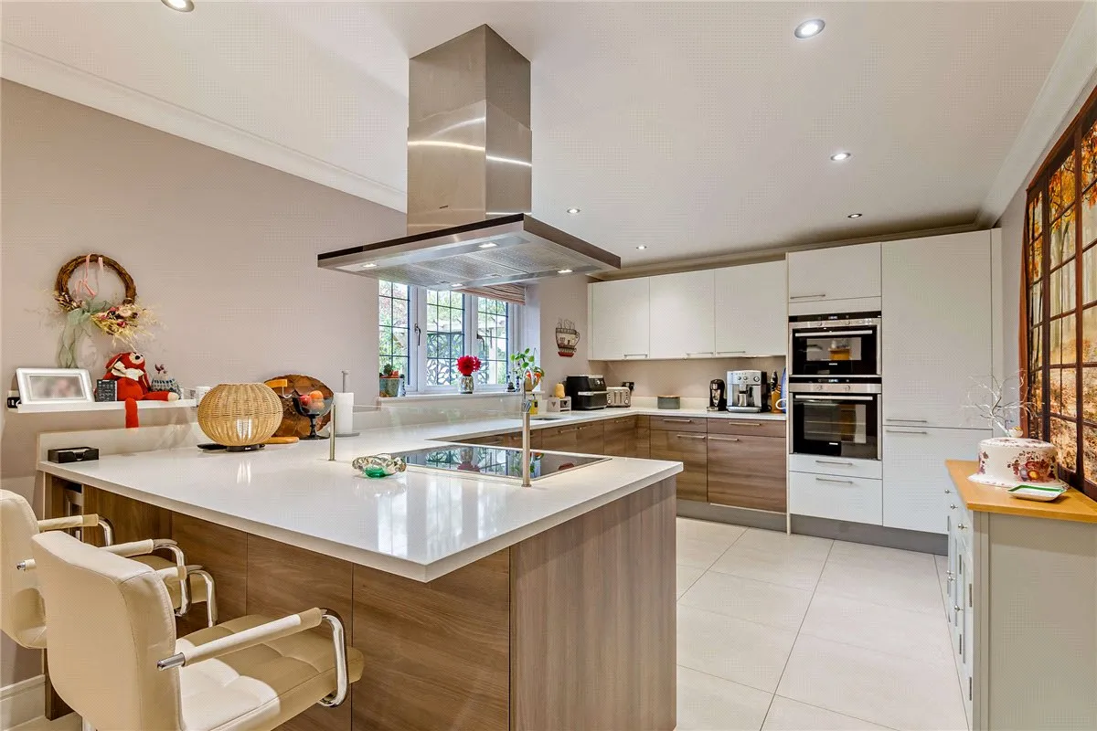 Monks Lane, Newbury, RG14, photo 4