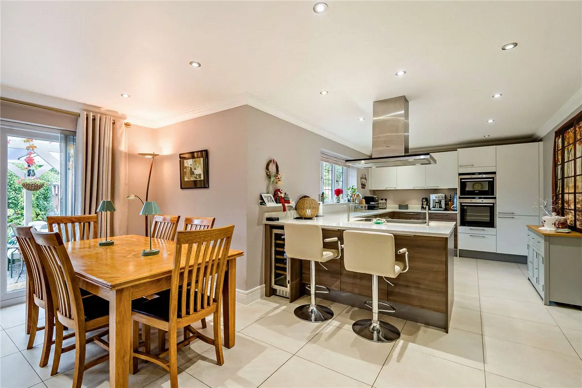 Monks Lane, Newbury, RG14, photo 8