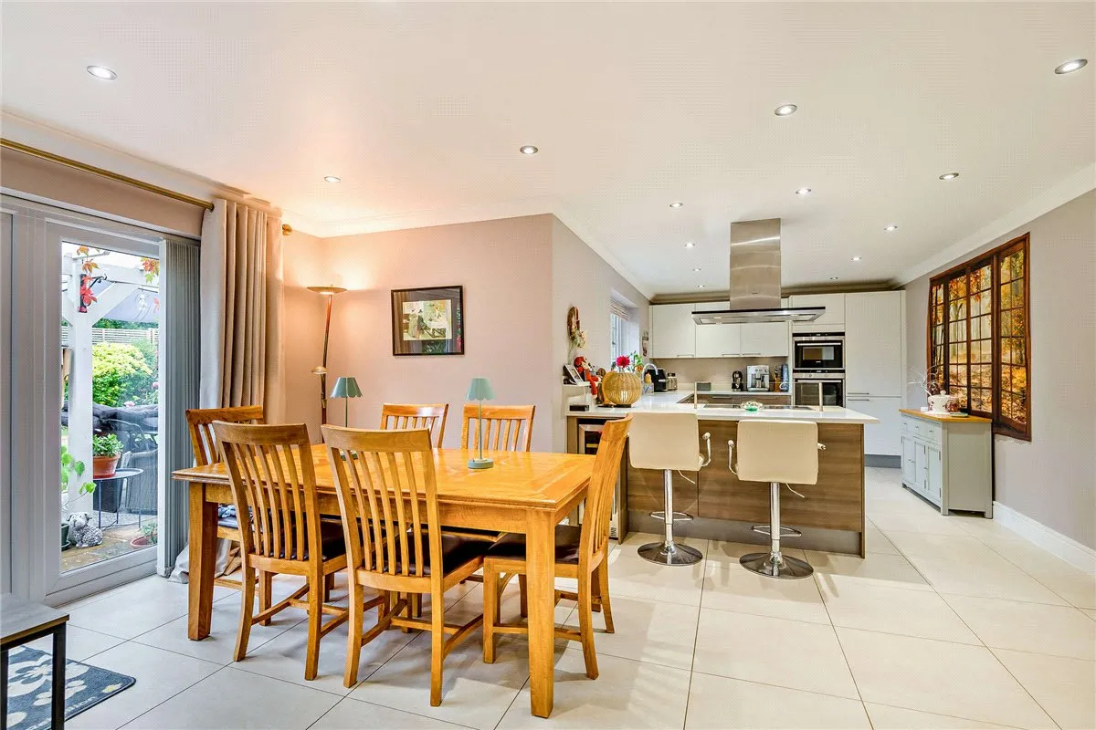 Monks Lane, Newbury, RG14, photo 7