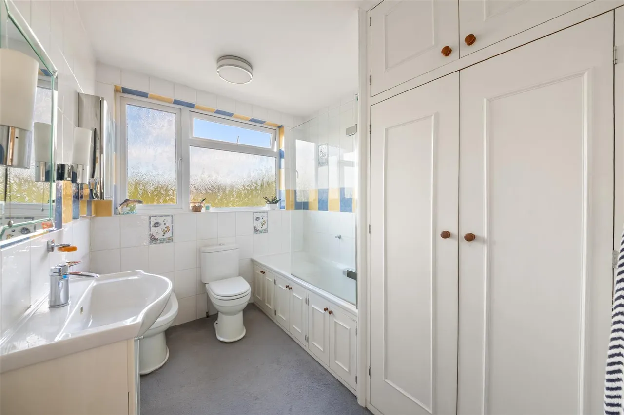 Rosebury Vale, Ruislip, photo 17