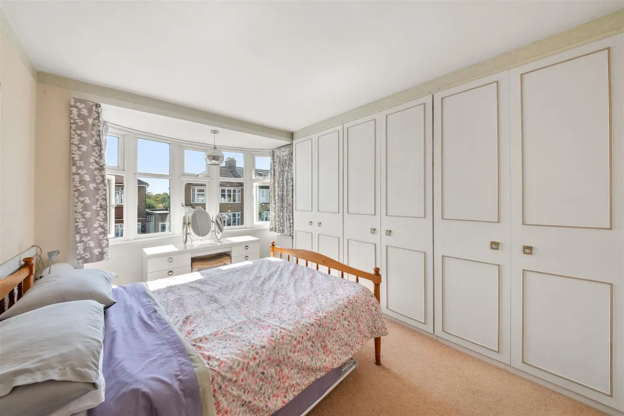 Rosebury Vale, Ruislip, photo 14