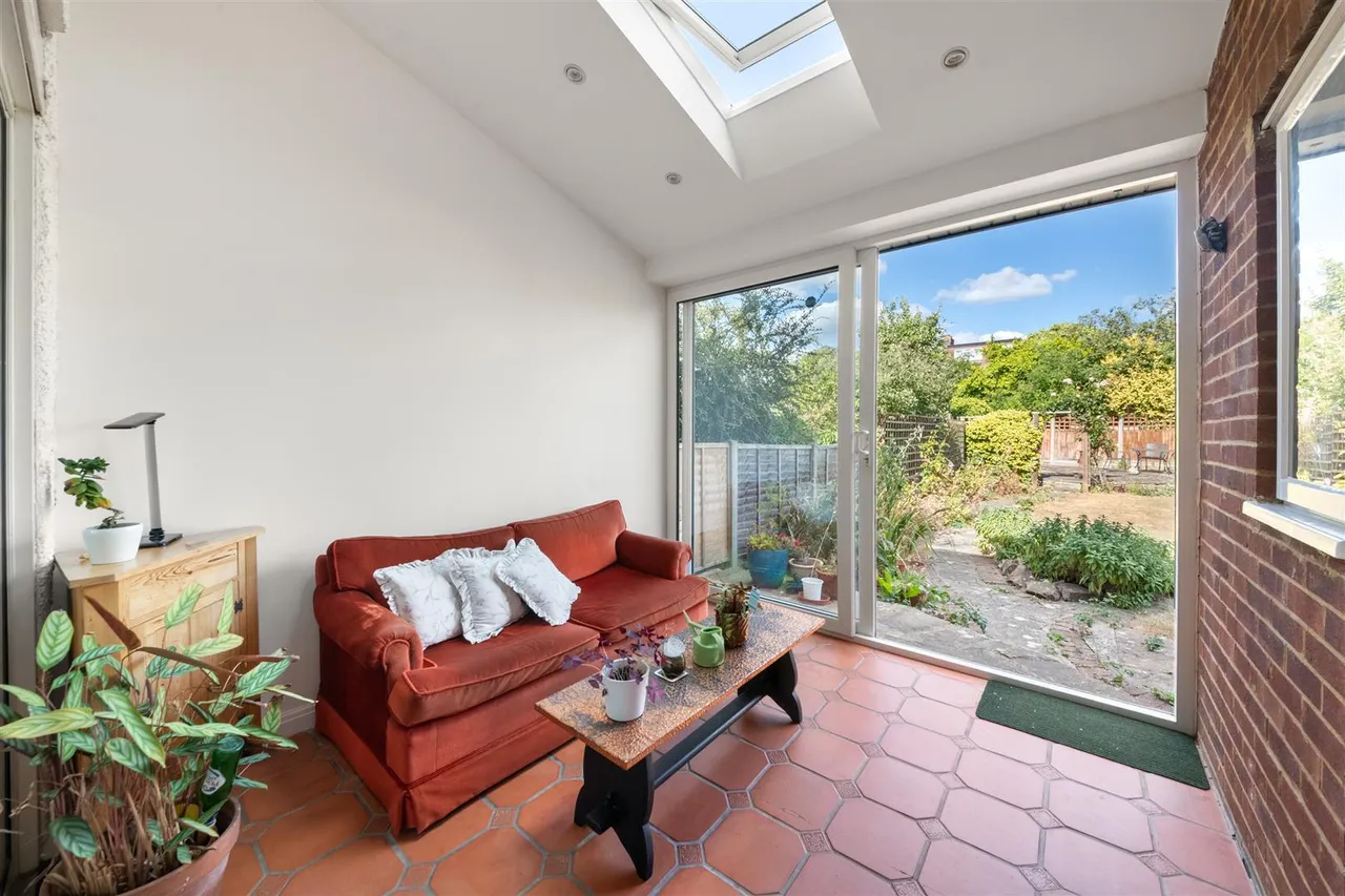 Rosebury Vale, Ruislip, photo 7