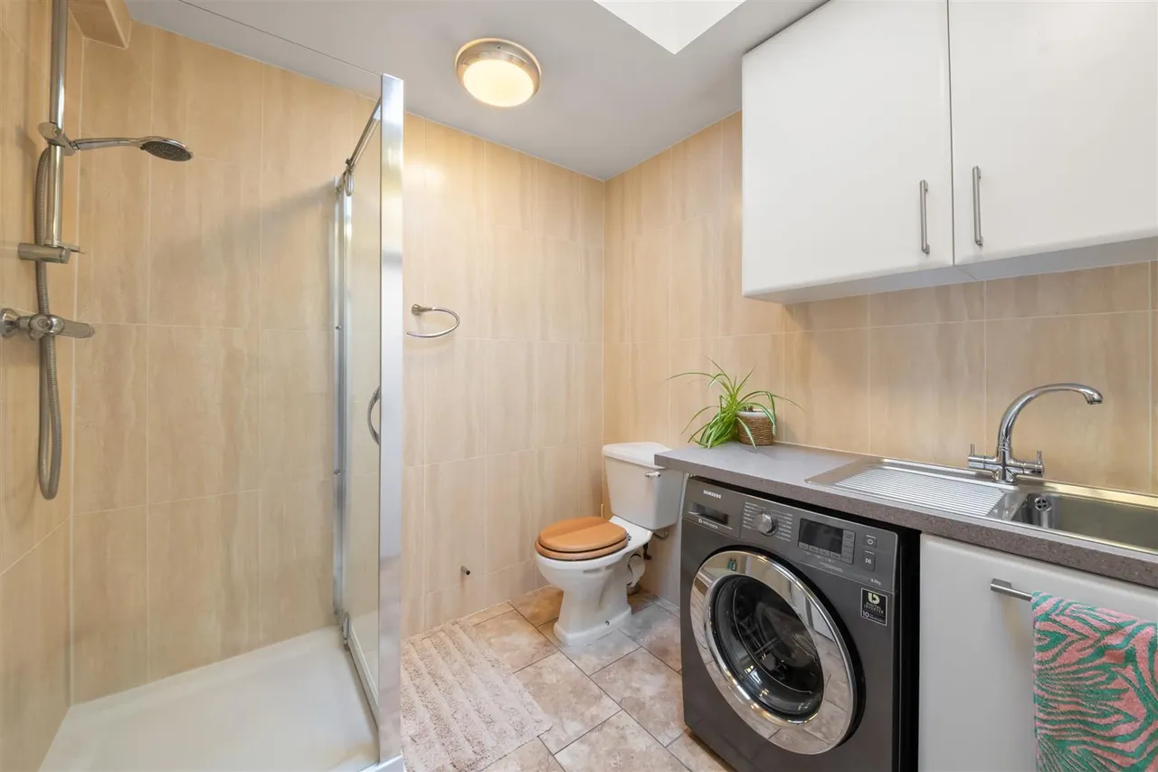 Rosebury Vale, Ruislip, photo 11