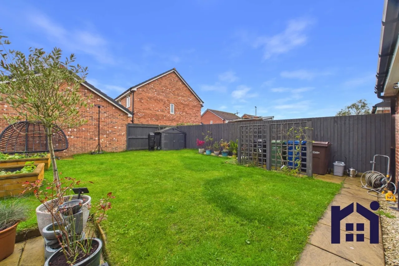Houghton Close, Euxton, PR7, photo 4