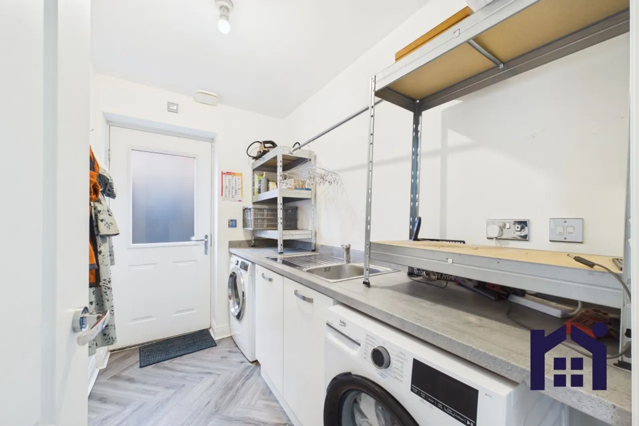 Houghton Close, Euxton, PR7, photo 13