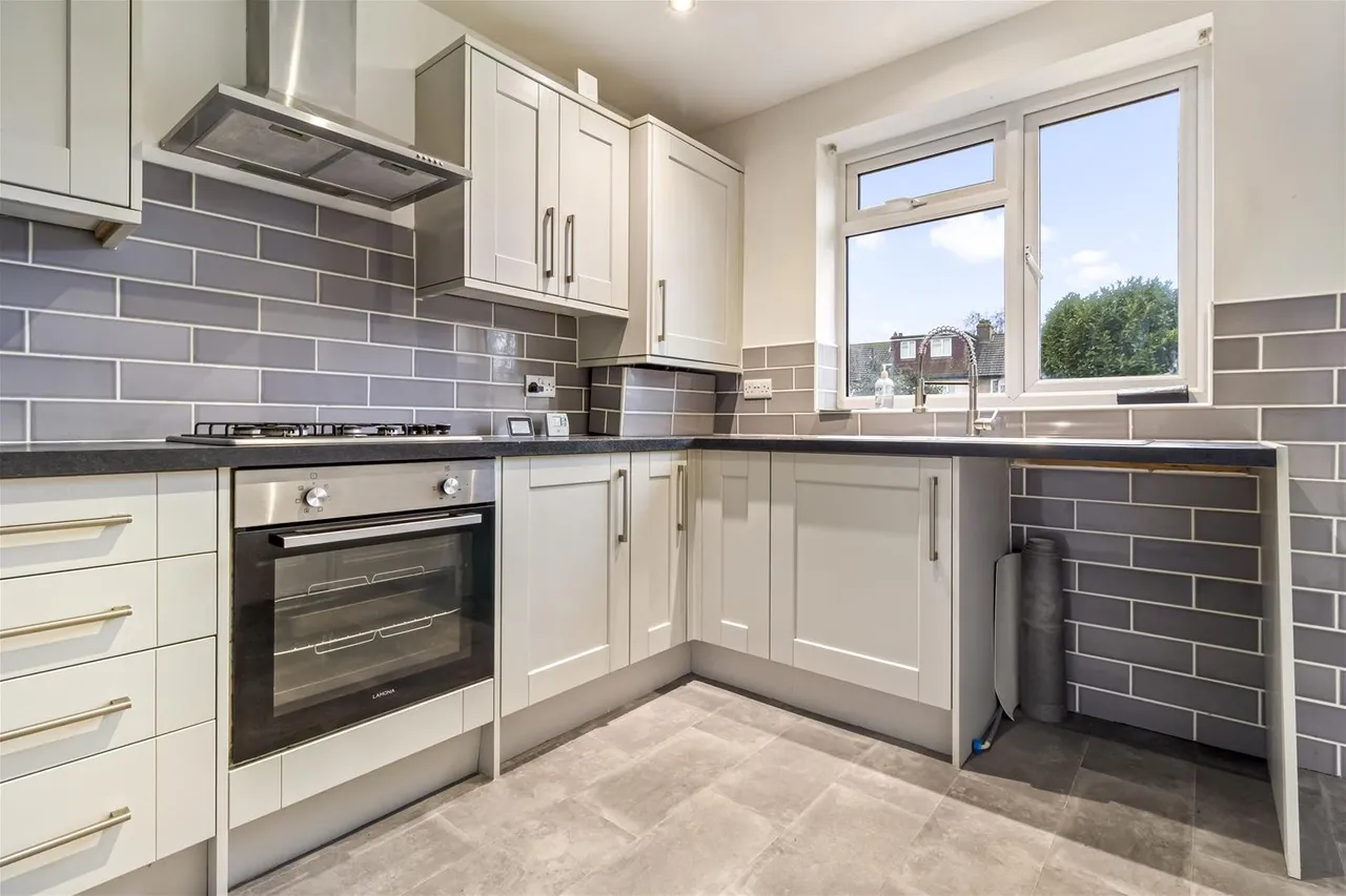 Hadley Avenue, Broadwater, Worthing, photo 5