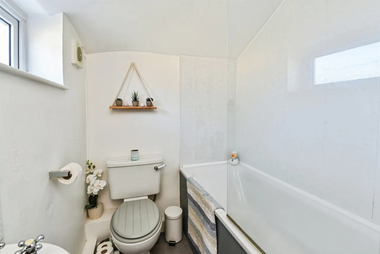 High Street, Wanstrow, BA4, photo 15