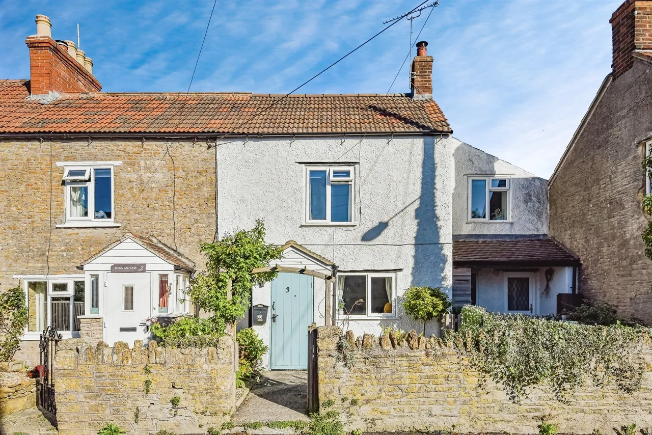 3 bed house for sale, High Street, Wanstrow, BA4