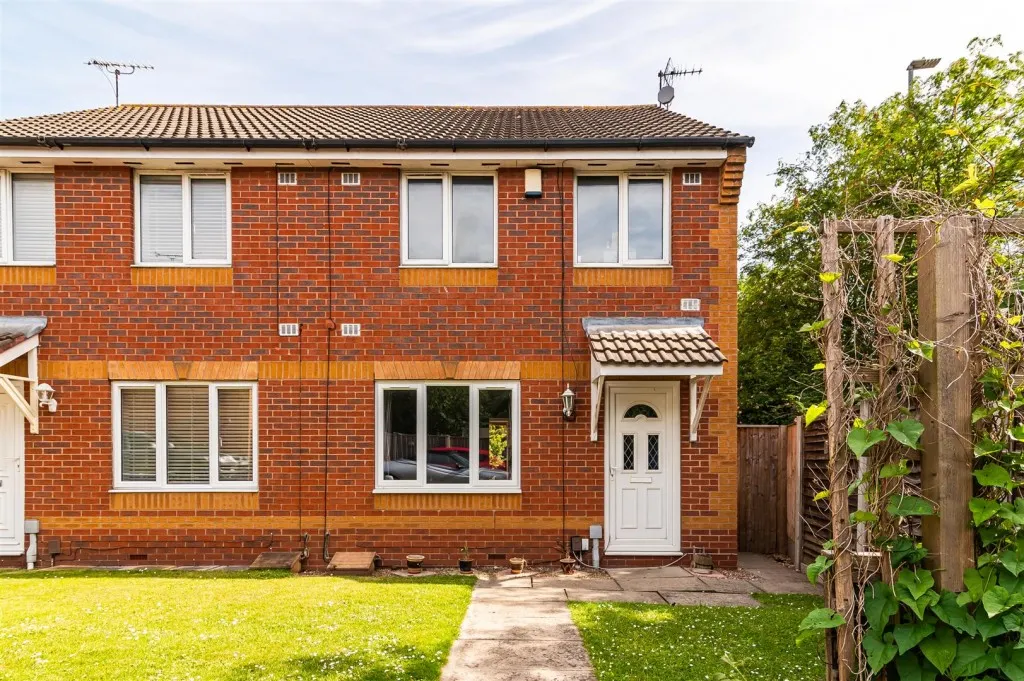 3 bed house for sale, Nether Pasture, Netherfield