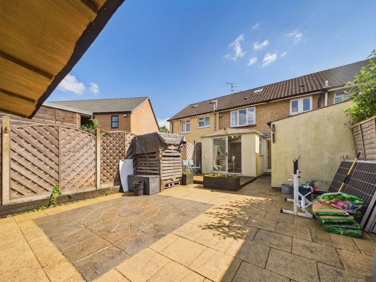 Mendip Crescent, Downend, BS16, photo 18