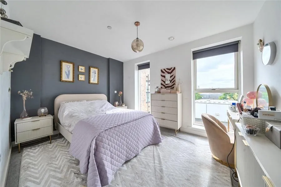 Trinity Way, Acton, W3, photo 6