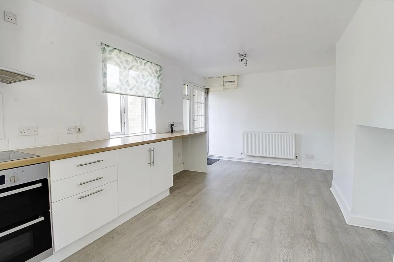 Barn Close, Maxey, PE6, photo 4
