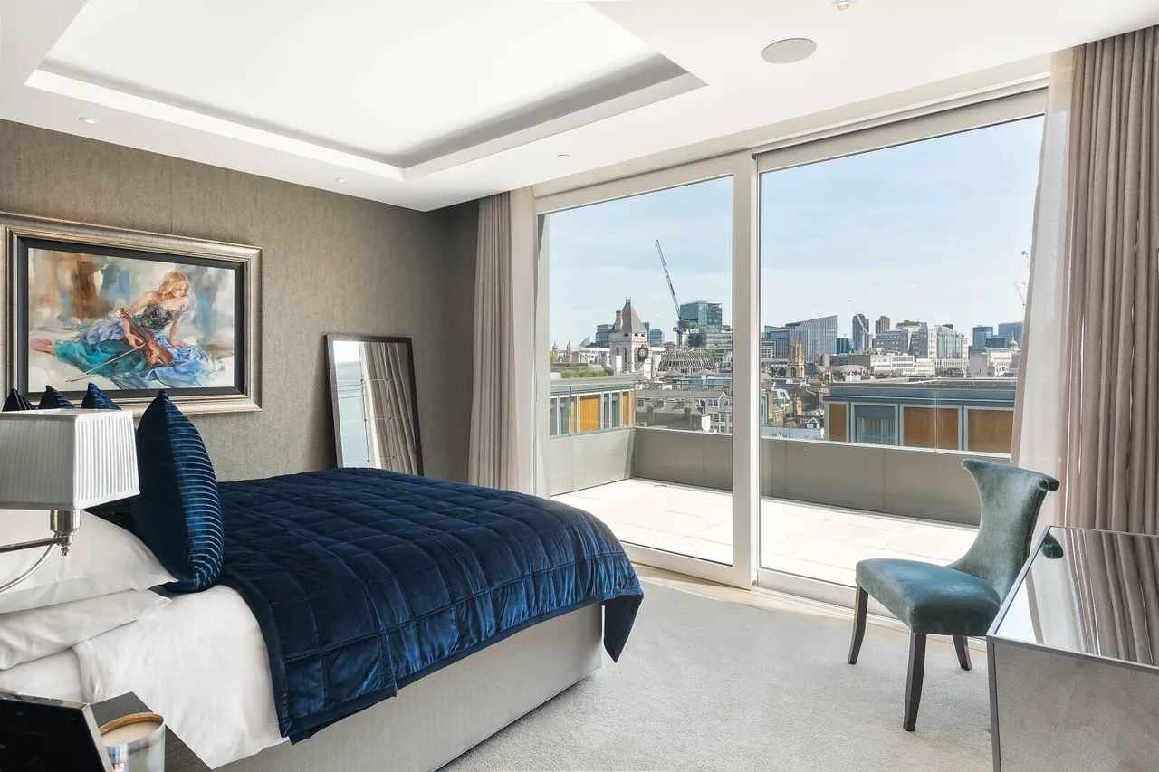 Strand, London, WC2R 1AB, photo 11