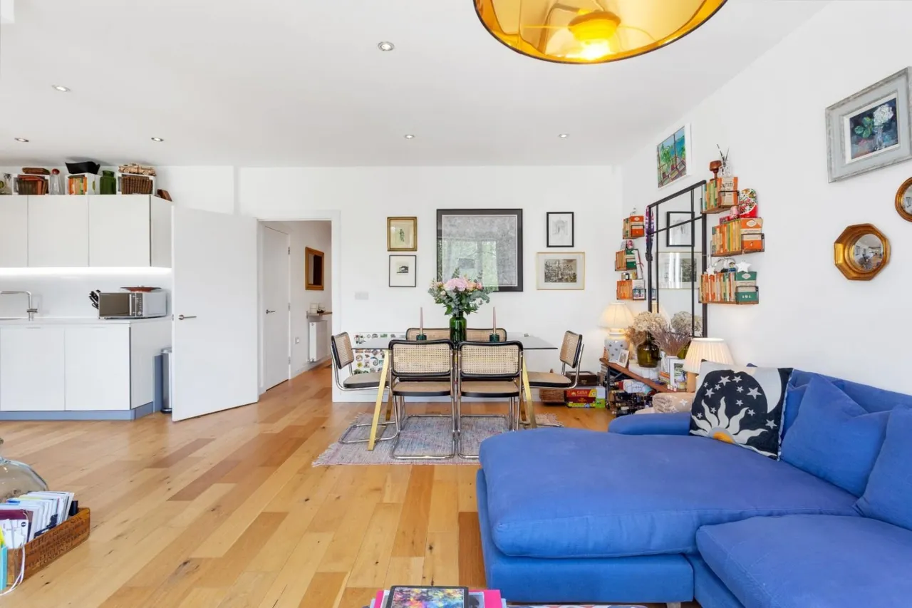 Murrain Road, London, N4, photo 4