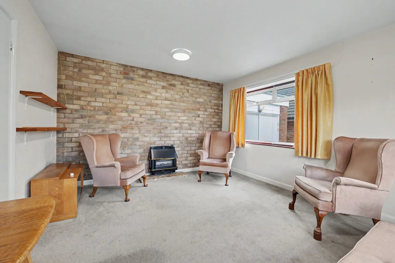 Deane Gate Drive, Houghton-On-The-Hill, LE7, photo 6
