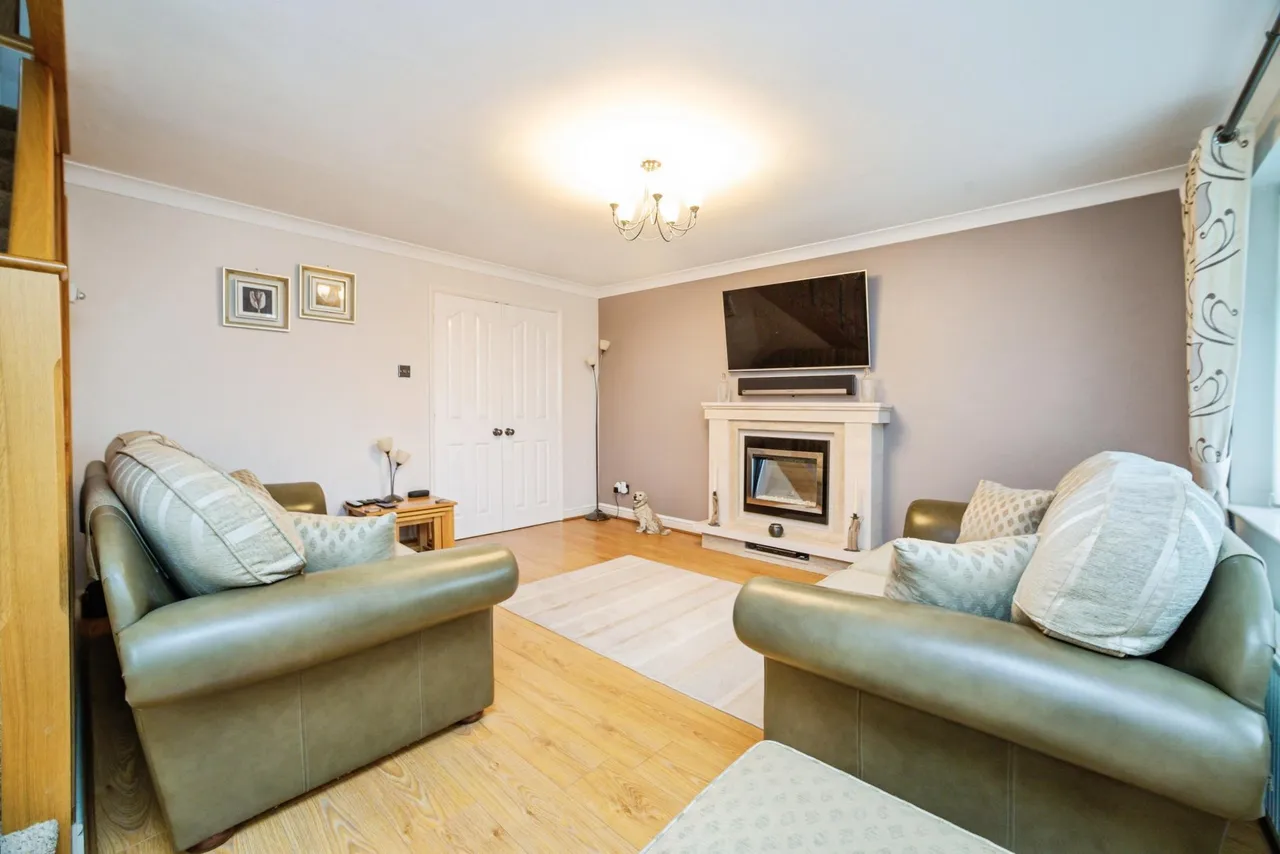 Hill View Road, Kimberworth, S61, photo 4