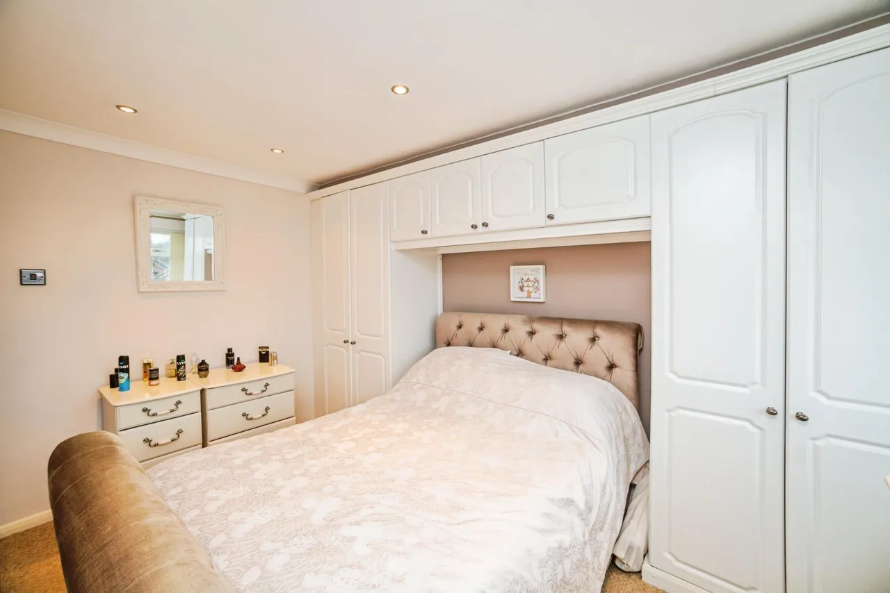 Hill View Road, Kimberworth, S61, photo 15