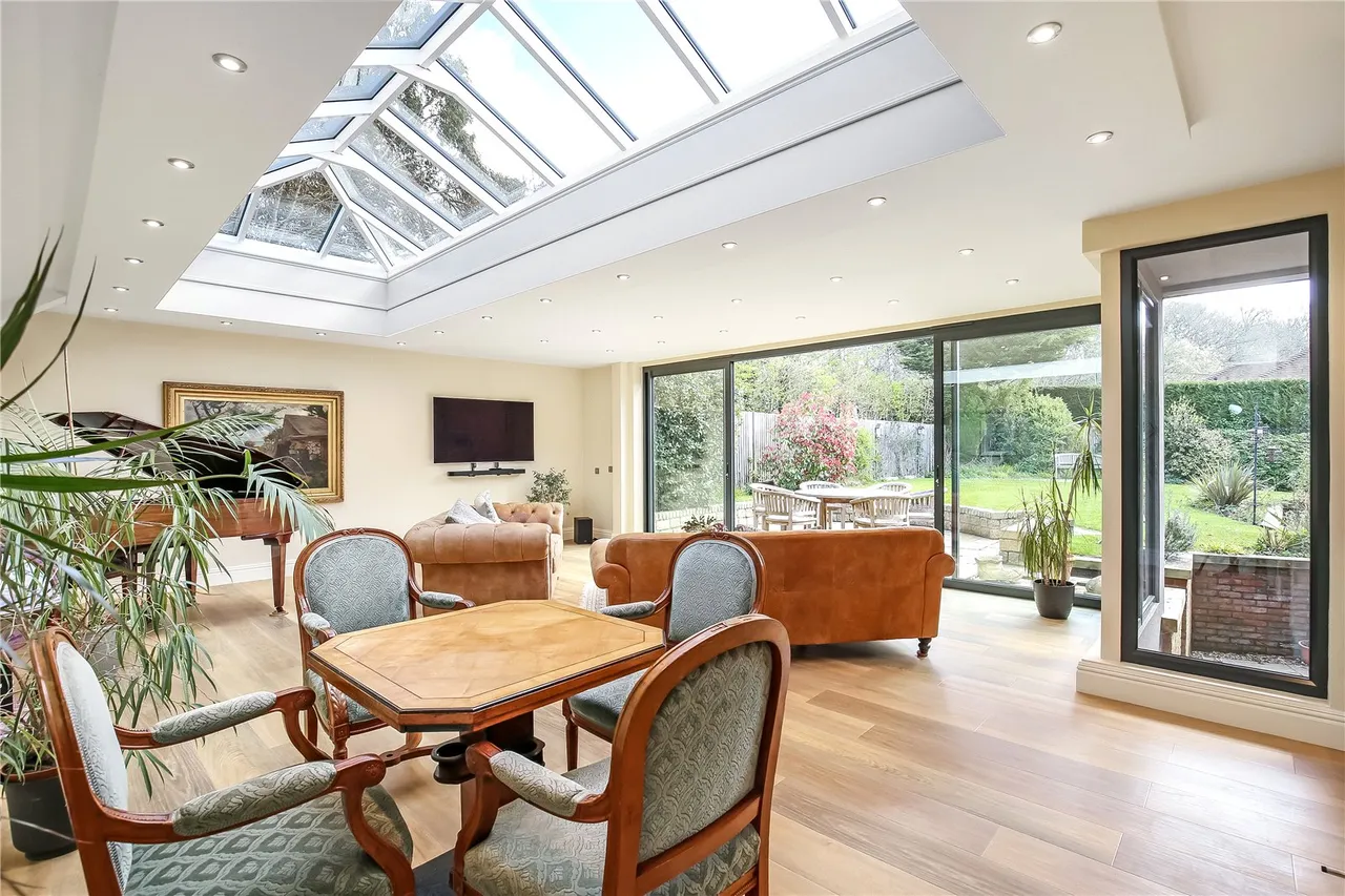 Newtown Road, Awbridge, Romsey, Hampshire, SO51 0GG, photo 2