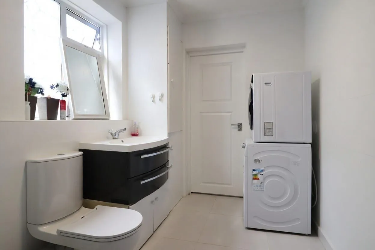 Crest Road, London, NW2, photo 5