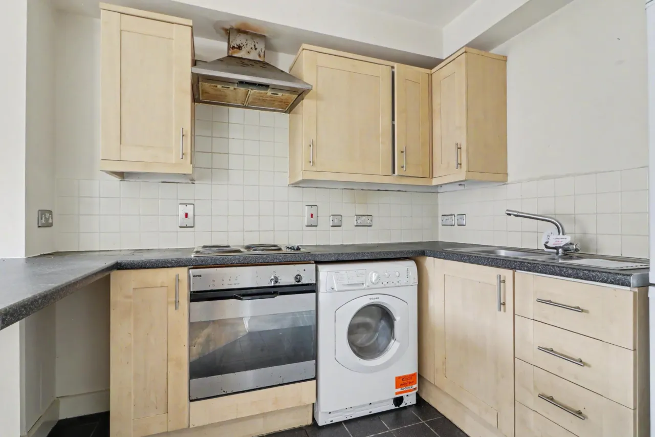 Salisbury Street, Leek, ST13, photo 4