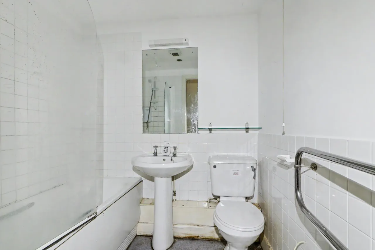 Salisbury Street, Leek, ST13, photo 8