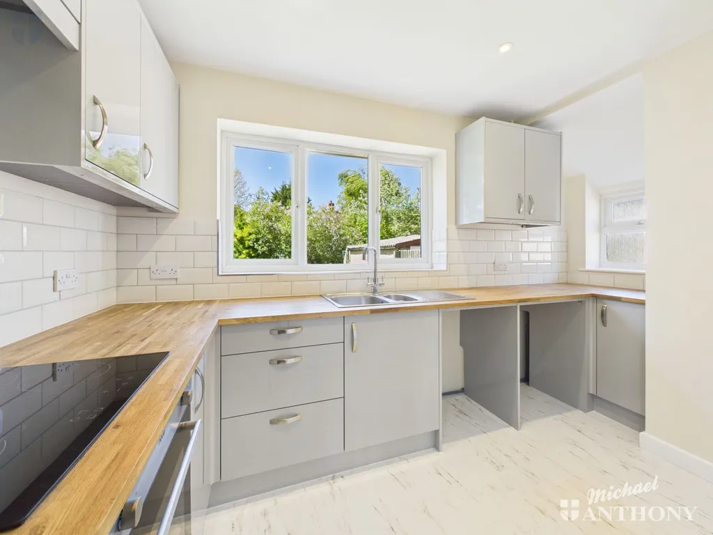 Stockwell Furlong, Haddenham, HP17 8HD, photo 10