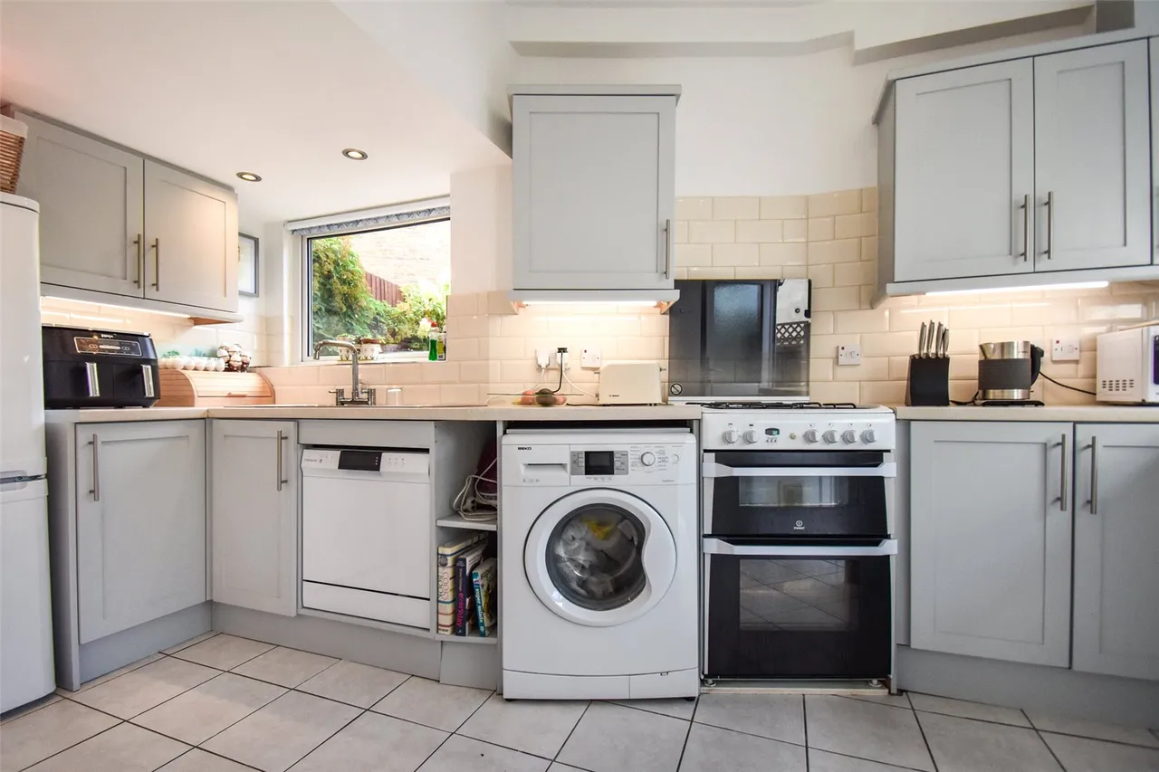 Holly Road, Aldershot, Hampshire, GU12 4SQ, photo 4