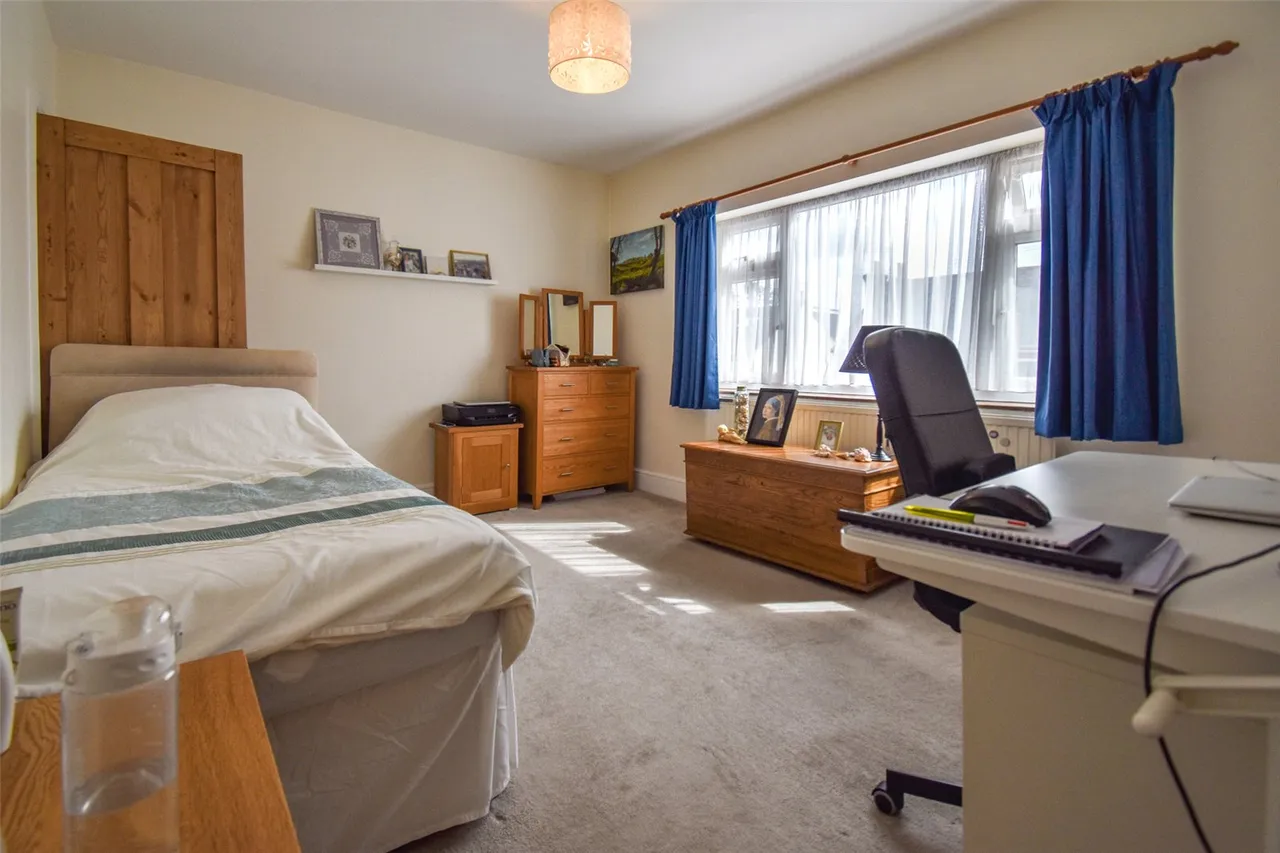 Holly Road, Aldershot, Hampshire, GU12 4SQ, photo 16
