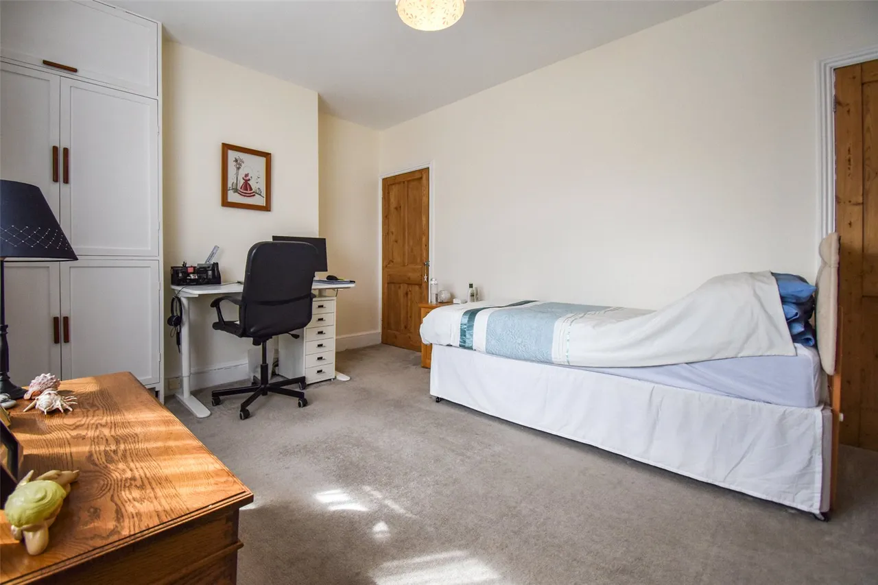 Holly Road, Aldershot, Hampshire, GU12 4SQ, photo 17
