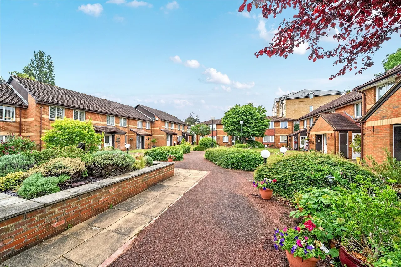 Beck Court, Beck Lane, Beckenham, BR3, photo 11