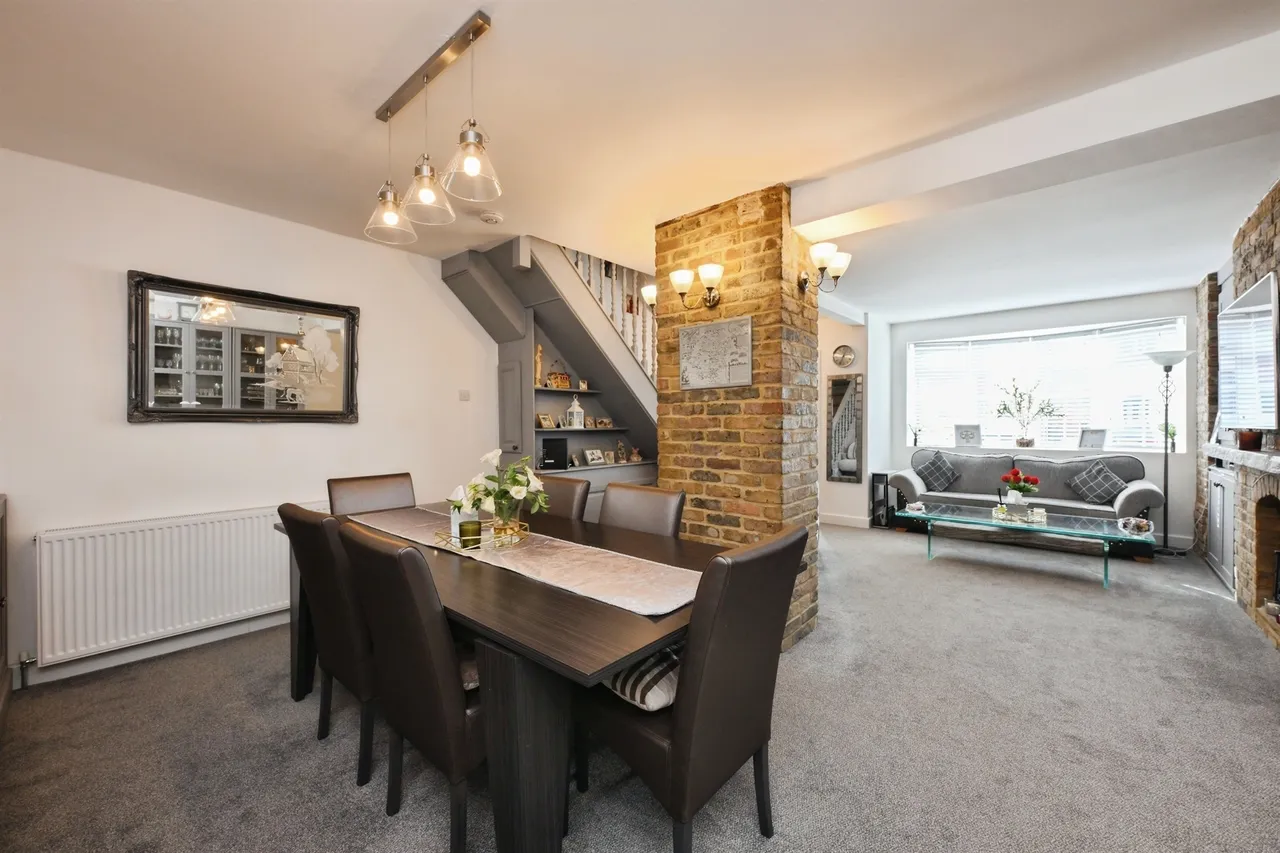 Rodney Crescent, Hoddesdon, photo 5