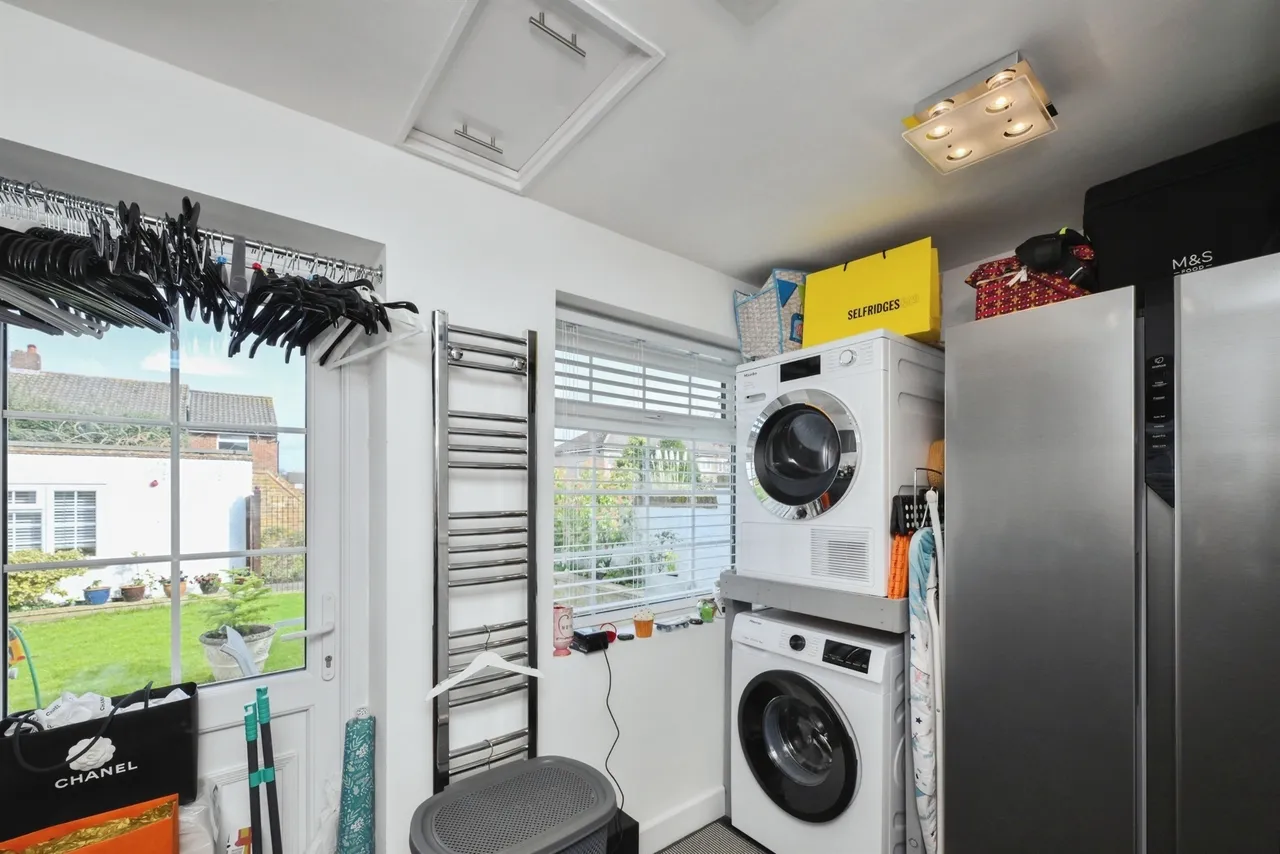 Rodney Crescent, Hoddesdon, photo 8