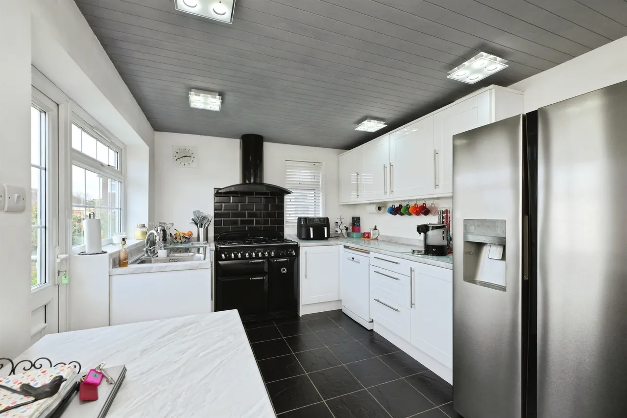Rodney Crescent, Hoddesdon, photo 6