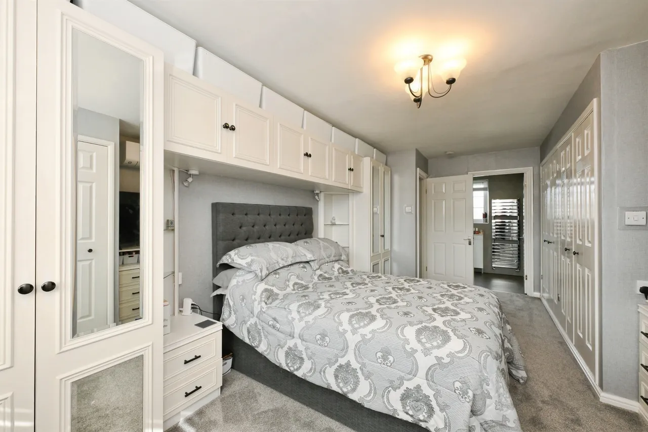 Rodney Crescent, Hoddesdon, photo 9