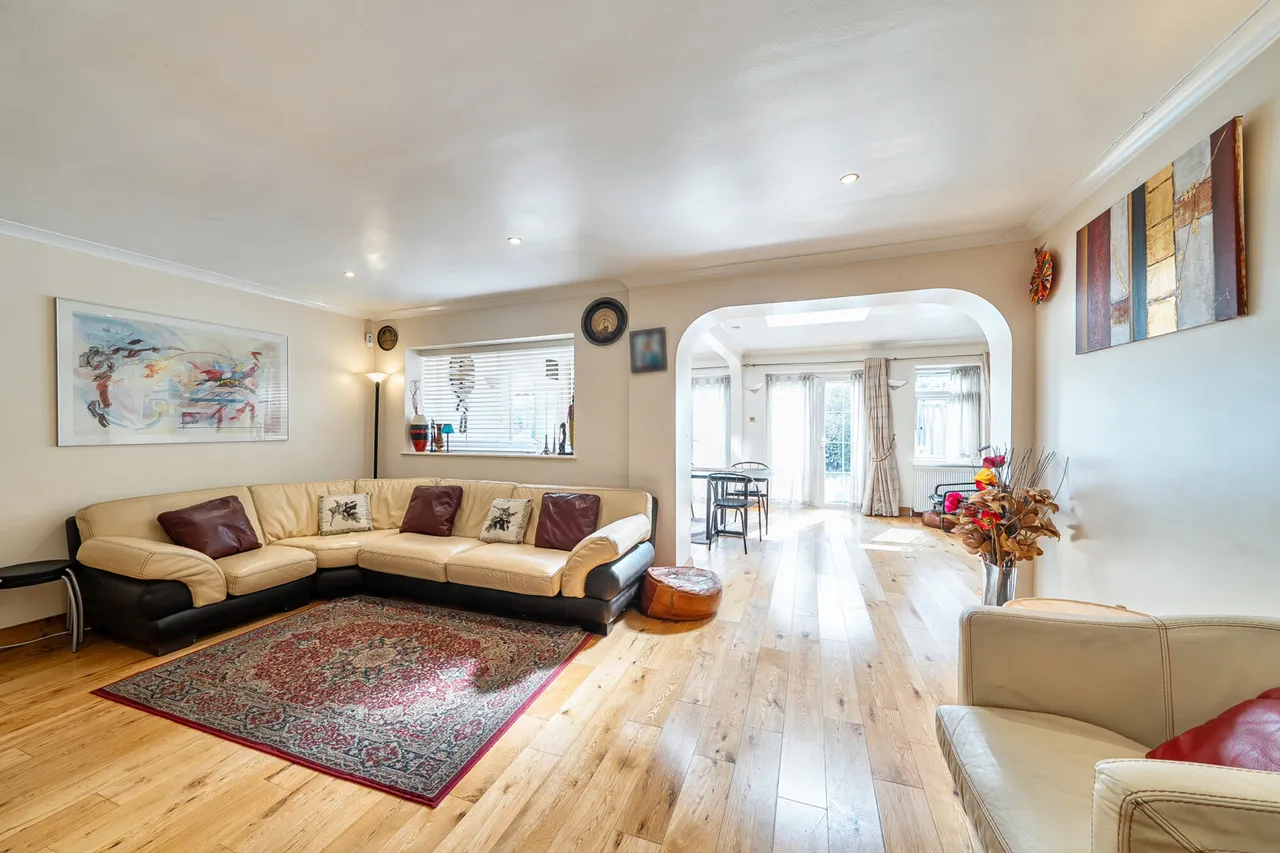 Uxbridge Road, Harrow, HA3, photo 15