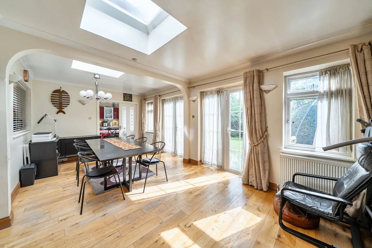 Uxbridge Road, Harrow, HA3, photo 6