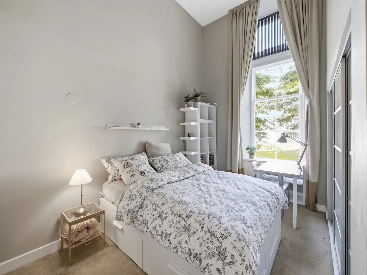 Simpson Loan, Quartermile, EH3, photo 11