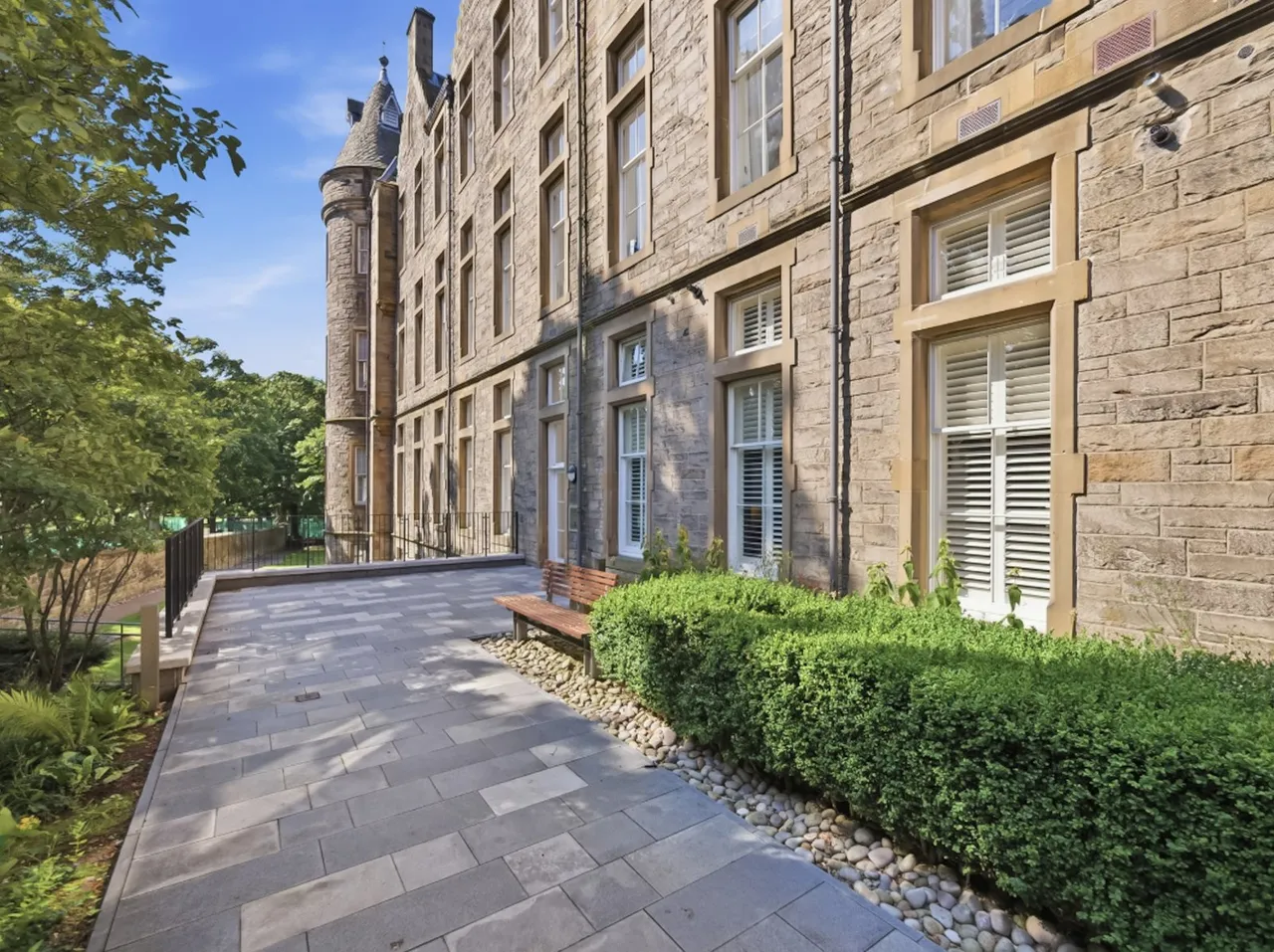 Simpson Loan, Quartermile, EH3, photo 24